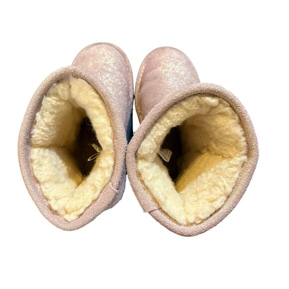 Bearpaw Eva Pink Shimmer Boot - Picture 4 of 4